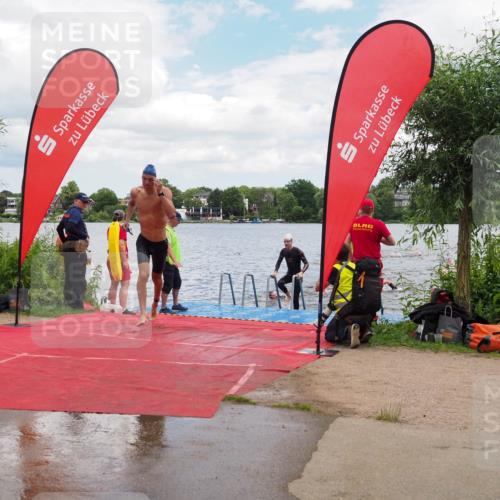 16.06.2024 - 7 Türme Triathlon KatJ http://msf.ph/oto/6317148 16.06.2024 11:53:10 Schwimmen 315, 325, 346, 347, 381, 397, 398, 441, 450, 462, 472, 489, 520, 539, 572, 593, 614 meine-sportfotos.de