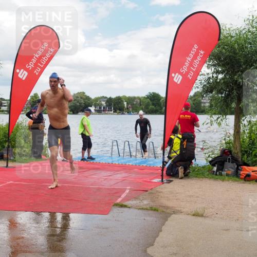 16.06.2024 - 7 Türme Triathlon KatJ http://msf.ph/oto/6317167 16.06.2024 11:53:11 Schwimmen 315, 325, 346, 347, 381, 397, 398, 441, 450, 462, 472, 489, 520, 539, 572, 593, 614 meine-sportfotos.de