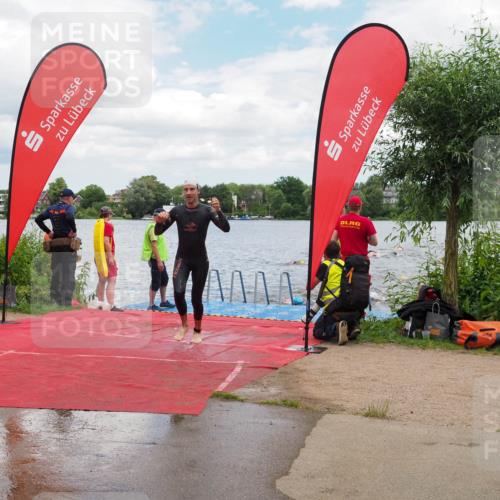 16.06.2024 - 7 Türme Triathlon KatJ http://msf.ph/oto/6317189 16.06.2024 11:53:14 Schwimmen 315, 325, 346, 381, 397, 398, 441, 450, 456, 462, 472, 489, 520, 539, 572, 593, 614, 620 meine-sportfotos.de