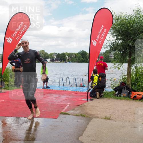 16.06.2024 - 7 Türme Triathlon KatJ http://msf.ph/oto/6317216 16.06.2024 11:53:15 Schwimmen 315, 325, 346, 381, 397, 398, 441, 450, 456, 462, 472, 489, 520, 539, 572, 593, 614, 620 meine-sportfotos.de
