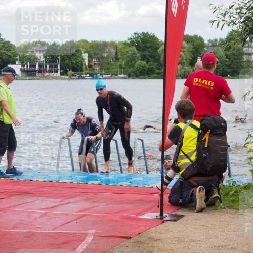 16.06.2024 - 7 Türme Triathlon KatJ http://msf.ph/oto/6317239 16.06.2024 11:53:18 Schwimmen 315, 325, 346, 381, 397, 398, 441, 450, 456, 462, 472, 489, 520, 539, 572, 593, 614, 620 meine-sportfotos.de