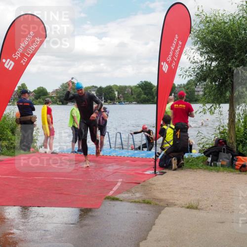 16.06.2024 - 7 Türme Triathlon KatJ http://msf.ph/oto/6317265 16.06.2024 11:53:20 Schwimmen 315, 325, 346, 381, 397, 398, 441, 445, 450, 456, 462, 472, 489, 520, 539, 572, 593, 614, 620 meine-sportfotos.de