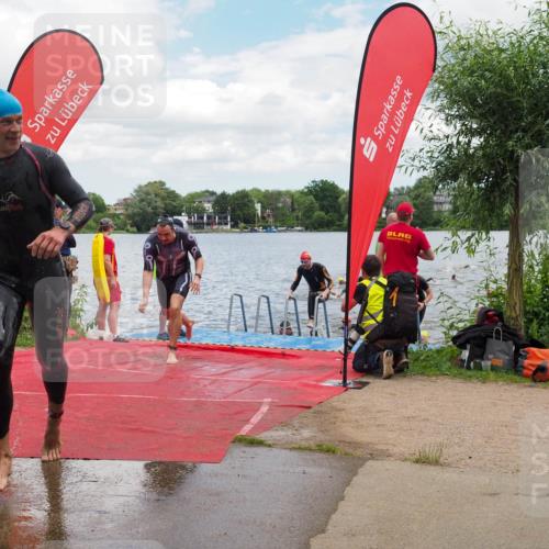 16.06.2024 - 7 Türme Triathlon KatJ http://msf.ph/oto/6317294 16.06.2024 11:53:22 Schwimmen 315, 325, 346, 381, 397, 398, 441, 445, 450, 456, 472, 489, 520, 539, 572, 593, 614, 620 meine-sportfotos.de