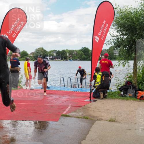 16.06.2024 - 7 Türme Triathlon KatJ http://msf.ph/oto/6317296 16.06.2024 11:53:22 Schwimmen 315, 325, 346, 381, 397, 398, 441, 445, 450, 456, 472, 489, 520, 539, 572, 593, 614, 620 meine-sportfotos.de