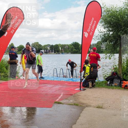 16.06.2024 - 7 Türme Triathlon KatJ http://msf.ph/oto/6317302 16.06.2024 11:53:22 Schwimmen 315, 325, 346, 381, 397, 398, 441, 445, 450, 456, 472, 489, 520, 539, 572, 593, 614, 620 meine-sportfotos.de
