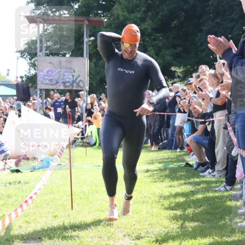 16.06.2024 - 26. Vierlanden-Triathlon Lena Gebhardt http://msf.ph/oto/6317315 16.06.2024 10:54:05 Schwimmen 263, 263 meine-sportfotos.de