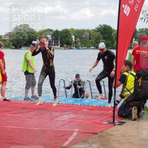 16.06.2024 - 7 Türme Triathlon KatJ http://msf.ph/oto/6317319 16.06.2024 11:53:24 Schwimmen 325, 346, 381, 397, 398, 441, 445, 450, 456, 472, 489, 520, 539, 572, 584, 593, 614, 620 meine-sportfotos.de
