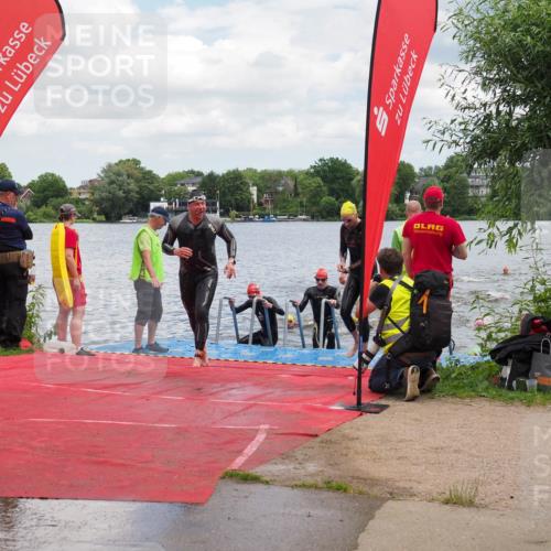 16.06.2024 - 7 Türme Triathlon KatJ http://msf.ph/oto/6317356 16.06.2024 11:53:28 Schwimmen 309, 325, 346, 381, 397, 398, 441, 445, 450, 456, 472, 489, 520, 539, 572, 584, 593, 614, 620 meine-sportfotos.de