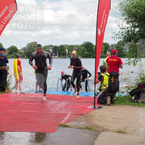 16.06.2024 - 7 Türme Triathlon KatJ http://msf.ph/oto/6317374 16.06.2024 11:53:29 Schwimmen 309, 325, 346, 381, 397, 398, 441, 445, 450, 456, 472, 489, 520, 539, 572, 584, 593, 614, 620 meine-sportfotos.de