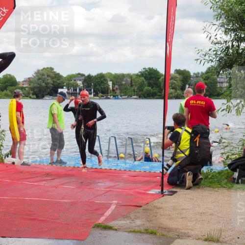 16.06.2024 - 7 Türme Triathlon KatJ http://msf.ph/oto/6317393 16.06.2024 11:53:31 Schwimmen 309, 325, 346, 381, 397, 398, 441, 445, 450, 456, 472, 489, 520, 539, 572, 584, 593, 620 meine-sportfotos.de