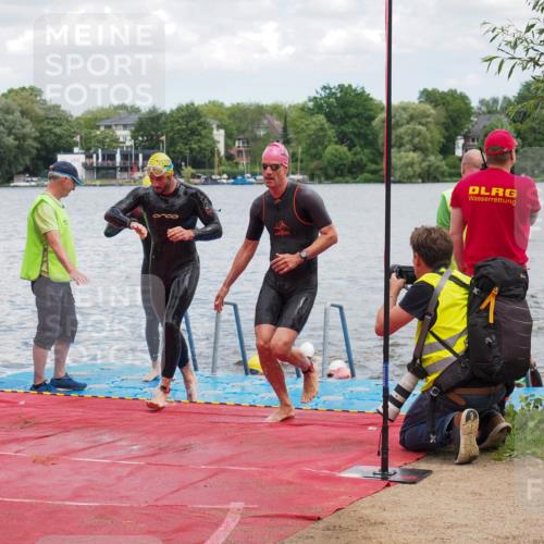 16.06.2024 - 7 Türme Triathlon KatJ http://msf.ph/oto/6317440 16.06.2024 11:53:41 Schwimmen 133, 309, 325, 346, 381, 385, 398, 445, 450, 456, 472, 520, 539, 572, 584, 620 meine-sportfotos.de