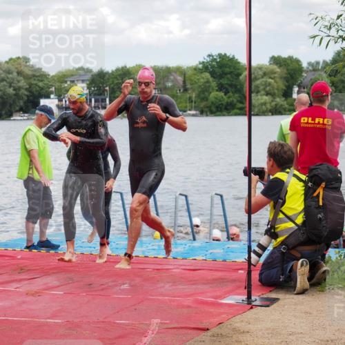 16.06.2024 - 7 Türme Triathlon KatJ http://msf.ph/oto/6317450 16.06.2024 11:53:41 Schwimmen 133, 309, 325, 346, 381, 385, 398, 445, 450, 456, 472, 520, 539, 572, 584, 620 meine-sportfotos.de