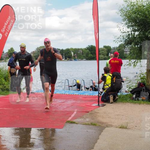 16.06.2024 - 7 Türme Triathlon KatJ http://msf.ph/oto/6317458 16.06.2024 11:53:43 Schwimmen 133, 309, 325, 346, 385, 398, 445, 450, 456, 472, 498, 520, 539, 572, 584, 620 meine-sportfotos.de
