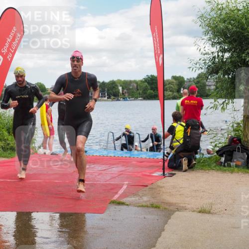 16.06.2024 - 7 Türme Triathlon KatJ http://msf.ph/oto/6317470 16.06.2024 11:53:43 Schwimmen 133, 309, 325, 346, 385, 398, 445, 450, 456, 472, 498, 520, 539, 572, 584, 620 meine-sportfotos.de