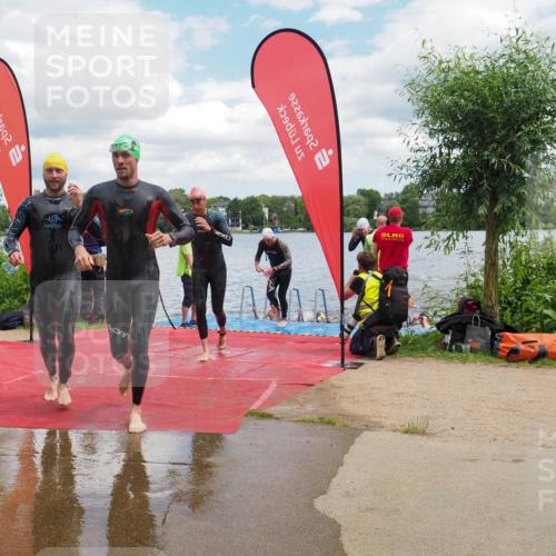 16.06.2024 - 7 Türme Triathlon KatJ http://msf.ph/oto/6317504 16.06.2024 11:53:48 Schwimmen 133, 309, 325, 340, 346, 385, 398, 445, 450, 456, 472, 498, 520, 572, 584, 620 meine-sportfotos.de
