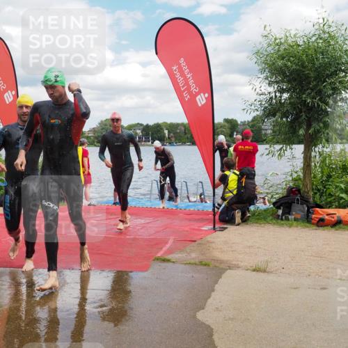 16.06.2024 - 7 Türme Triathlon KatJ http://msf.ph/oto/6317512 16.06.2024 11:53:48 Schwimmen 133, 309, 325, 340, 346, 385, 398, 445, 450, 456, 472, 498, 520, 572, 584, 620 meine-sportfotos.de