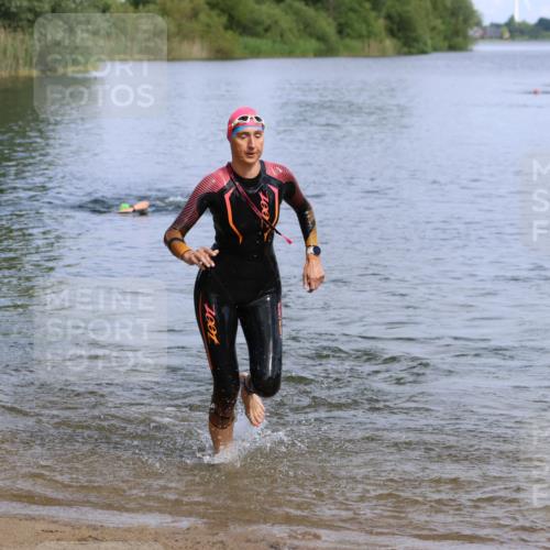 16.06.2024 - 26. Vierlanden-Triathlon Strokosch-Dieckow http://msf.ph/oto/6317513 16.06.2024 10:07:22 Schwimmen 210, 211, 221, 210, 211, 221 meine-sportfotos.de