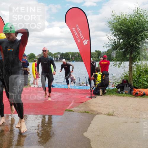 16.06.2024 - 7 Türme Triathlon KatJ http://msf.ph/oto/6317519 16.06.2024 11:53:49 Schwimmen 133, 309, 325, 340, 346, 385, 398, 445, 450, 456, 472, 498, 520, 572, 584, 620 meine-sportfotos.de