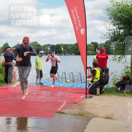 16.06.2024 - 7 Türme Triathlon KatJ http://msf.ph/oto/6317550 16.06.2024 11:53:52 Schwimmen 133, 309, 325, 340, 346, 385, 445, 450, 456, 498, 572, 584, 620 meine-sportfotos.de