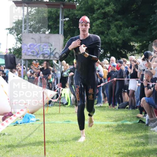 16.06.2024 - 26. Vierlanden-Triathlon Lena Gebhardt http://msf.ph/oto/6317574 16.06.2024 10:55:50 Schwimmen 233, 267, 293, 294, 308, 321, 333, 450, 233, 267, 293, 294, 308, 321, 333, 450 meine-sportfotos.de
