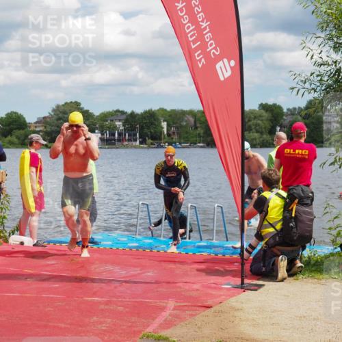 16.06.2024 - 7 Türme Triathlon KatJ http://msf.ph/oto/6317596 16.06.2024 11:54:00 Schwimmen 133, 309, 318, 340, 385, 445, 456, 498, 509, 528, 584, 607, 620 meine-sportfotos.de