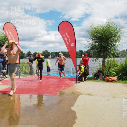 16.06.2024 - 7 Türme Triathlon KatJ http://msf.ph/oto/6317615 16.06.2024 11:54:02 Schwimmen 133, 309, 318, 340, 385, 445, 498, 509, 528, 547, 584, 607 meine-sportfotos.de
