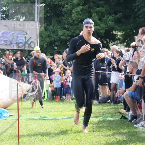 16.06.2024 - 26. Vierlanden-Triathlon Lena Gebhardt http://msf.ph/oto/6317623 16.06.2024 10:55:57 Schwimmen 233, 278, 293, 294, 308, 318, 321, 326, 333, 450, 233, 278, 293, 294, 308, 318, 321, 326, 333, 450 meine-sportfotos.de