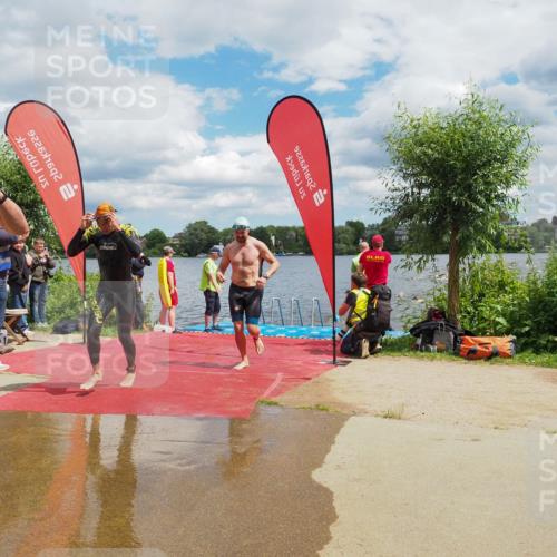 16.06.2024 - 7 Türme Triathlon KatJ http://msf.ph/oto/6317638 16.06.2024 11:54:03 Schwimmen 133, 309, 318, 340, 385, 445, 498, 509, 528, 547, 584, 607 meine-sportfotos.de