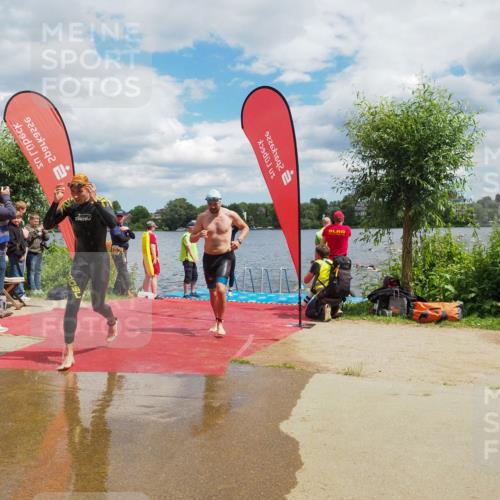 16.06.2024 - 7 Türme Triathlon KatJ http://msf.ph/oto/6317642 16.06.2024 11:54:03 Schwimmen 133, 309, 318, 340, 385, 445, 498, 509, 528, 547, 584, 607 meine-sportfotos.de