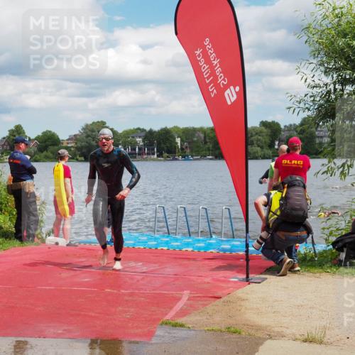 16.06.2024 - 7 Türme Triathlon KatJ http://msf.ph/oto/6317652 16.06.2024 11:54:06 Schwimmen 133, 309, 318, 340, 342, 385, 445, 461, 498, 509, 528, 547, 584, 607 meine-sportfotos.de