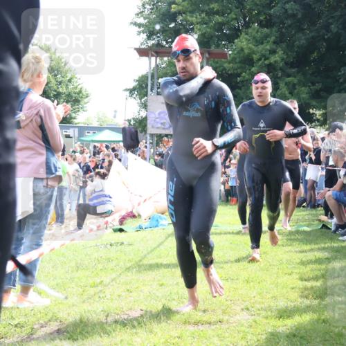 16.06.2024 - 26. Vierlanden-Triathlon Lena Gebhardt http://msf.ph/oto/6317653 16.06.2024 10:56:00 Schwimmen 233, 278, 293, 294, 308, 318, 321, 326, 333, 233, 278, 293, 294, 308, 318, 321, 326, 333 meine-sportfotos.de
