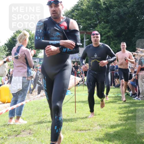 16.06.2024 - 26. Vierlanden-Triathlon Lena Gebhardt http://msf.ph/oto/6317665 16.06.2024 10:56:01 Schwimmen 233, 278, 293, 294, 308, 318, 321, 326, 333, 339, 233, 278, 293, 294, 308, 318, 321, 326, 333, 339 meine-sportfotos.de
