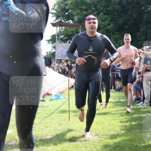 16.06.2024 - 26. Vierlanden-Triathlon Lena Gebhardt http://msf.ph/oto/6317671 16.06.2024 10:56:02 Schwimmen 233, 278, 293, 294, 308, 310, 318, 321, 326, 333, 339, 233, 278, 293, 294, 308, 310, 318, 321, 326, 333, 339 meine-sportfotos.de