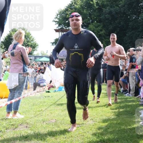 16.06.2024 - 26. Vierlanden-Triathlon Lena Gebhardt http://msf.ph/oto/6317674 16.06.2024 10:56:02 Schwimmen 233, 278, 293, 294, 308, 310, 318, 321, 326, 333, 339, 233, 278, 293, 294, 308, 310, 318, 321, 326, 333, 339 meine-sportfotos.de