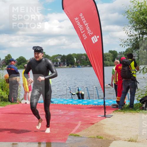 16.06.2024 - 7 Türme Triathlon KatJ http://msf.ph/oto/6317709 16.06.2024 11:54:10 Schwimmen 133, 309, 318, 340, 342, 385, 461, 498, 501, 509, 524, 528, 547, 584, 607 meine-sportfotos.de