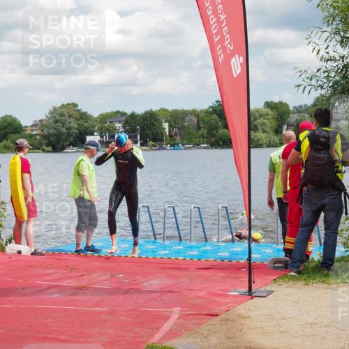 16.06.2024 - 7 Türme Triathlon KatJ http://msf.ph/oto/6317721 16.06.2024 11:54:13 Schwimmen 133, 309, 310, 318, 340, 342, 385, 461, 498, 501, 509, 524, 528, 547, 607 meine-sportfotos.de