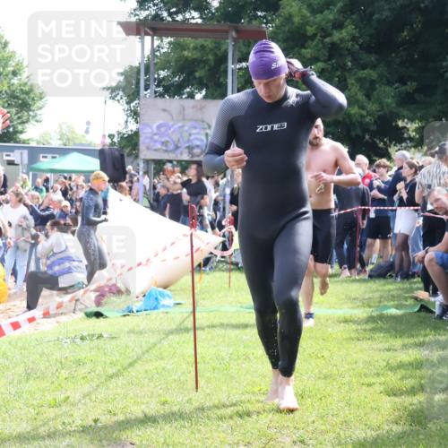 16.06.2024 - 26. Vierlanden-Triathlon Lena Gebhardt http://msf.ph/oto/6317739 16.06.2024 10:56:08 Schwimmen 278, 293, 301, 310, 318, 326, 336, 339, 278, 293, 301, 310, 318, 326, 336, 339 meine-sportfotos.de