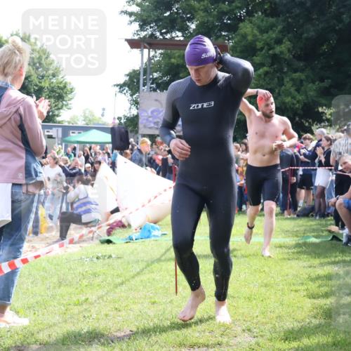 16.06.2024 - 26. Vierlanden-Triathlon Lena Gebhardt http://msf.ph/oto/6317743 16.06.2024 10:56:08 Schwimmen 278, 293, 301, 310, 318, 326, 336, 339, 278, 293, 301, 310, 318, 326, 336, 339 meine-sportfotos.de
