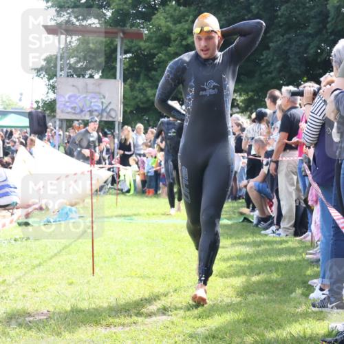 16.06.2024 - 26. Vierlanden-Triathlon Lena Gebhardt http://msf.ph/oto/6317779 16.06.2024 10:56:14 Schwimmen 256, 282, 301, 310, 314, 318, 336, 339, 256, 282, 301, 310, 314, 318, 336, 339 meine-sportfotos.de
