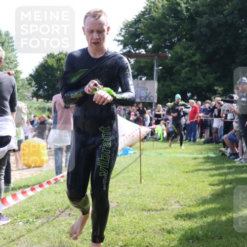16.06.2024 - 26. Vierlanden-Triathlon Lena Gebhardt http://msf.ph/oto/6317805 16.06.2024 10:56:18 Schwimmen 256, 274, 282, 301, 310, 314, 336, 339, 256, 274, 282, 301, 310, 314, 336, 339 meine-sportfotos.de
