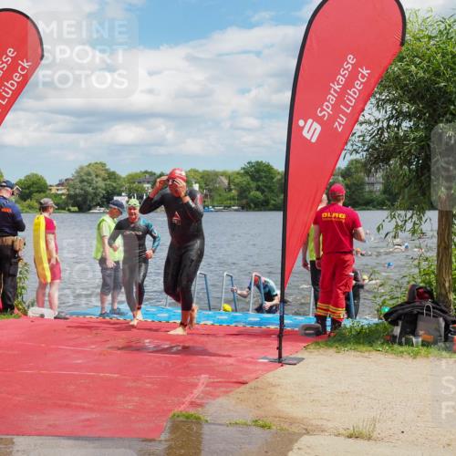 16.06.2024 - 7 Türme Triathlon KatJ http://msf.ph/oto/6317822 16.06.2024 11:54:30 Schwimmen 310, 318, 321, 340, 342, 383, 388, 461, 484, 501, 509, 524, 528, 533, 543, 547, 585, 607, 610 meine-sportfotos.de