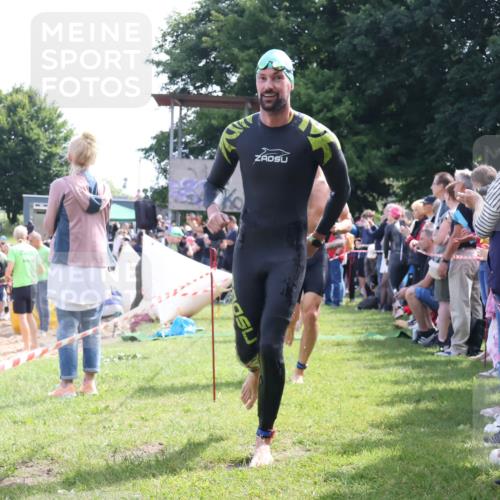 16.06.2024 - 26. Vierlanden-Triathlon Lena Gebhardt http://msf.ph/oto/6317833 16.06.2024 10:56:23 Schwimmen 256, 274, 282, 301, 314, 336, 353, 256, 274, 282, 301, 314, 336, 353 meine-sportfotos.de