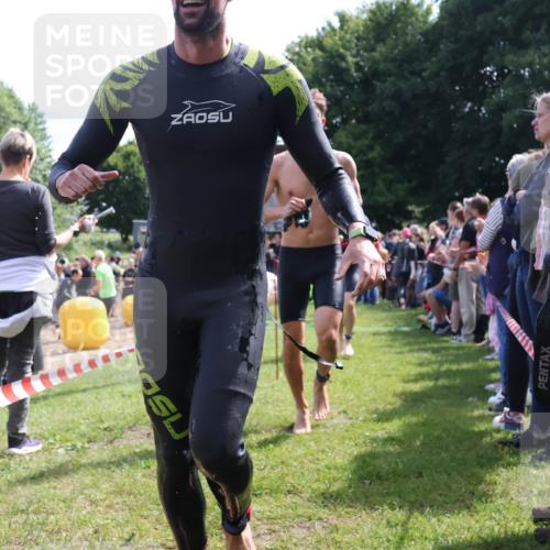 16.06.2024 - 26. Vierlanden-Triathlon Lena Gebhardt http://msf.ph/oto/6317849 16.06.2024 10:56:24 Schwimmen 256, 274, 282, 301, 314, 336, 353, 256, 274, 282, 301, 314, 336, 353 meine-sportfotos.de
