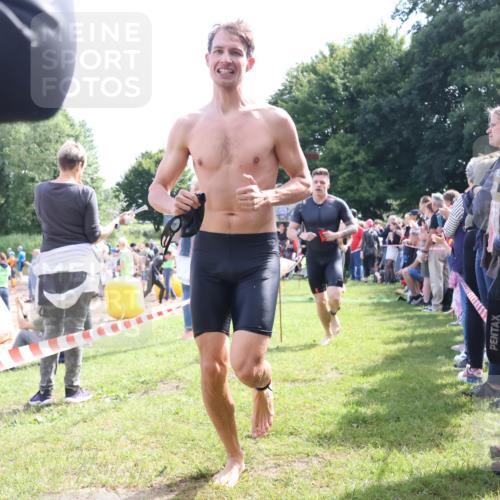 16.06.2024 - 26. Vierlanden-Triathlon Lena Gebhardt http://msf.ph/oto/6317854 16.06.2024 10:56:25 Schwimmen 250, 256, 274, 282, 301, 314, 336, 353, 250, 256, 274, 282, 301, 314, 336, 353 meine-sportfotos.de