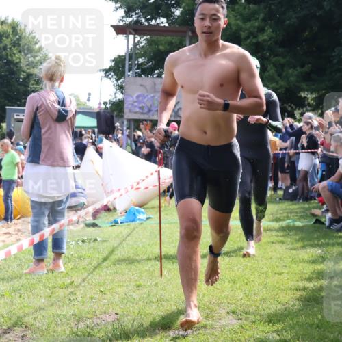 16.06.2024 - 26. Vierlanden-Triathlon Lena Gebhardt http://msf.ph/oto/6317881 16.06.2024 10:56:27 Schwimmen 250, 256, 274, 282, 301, 314, 353, 250, 256, 274, 282, 301, 314, 353 meine-sportfotos.de