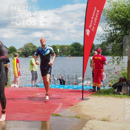 16.06.2024 - 7 Türme Triathlon KatJ http://msf.ph/oto/6317885 16.06.2024 11:54:36 Schwimmen 310, 311, 318, 321, 342, 364, 383, 388, 394, 461, 484, 490, 501, 509, 524, 528, 533, 543, 547, 585, 607, 610 meine-sportfotos.de