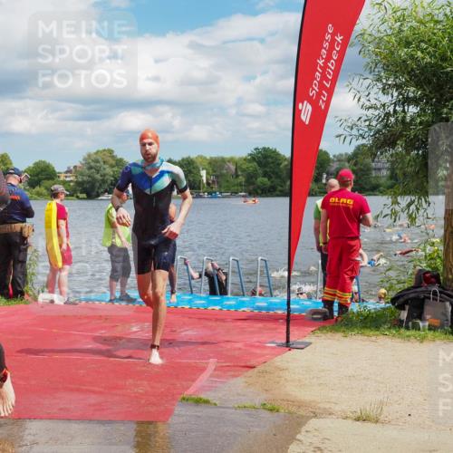 16.06.2024 - 7 Türme Triathlon KatJ http://msf.ph/oto/6317888 16.06.2024 11:54:37 Schwimmen 310, 311, 318, 321, 342, 364, 383, 388, 394, 461, 484, 490, 501, 509, 524, 528, 533, 543, 547, 585, 607, 610 meine-sportfotos.de
