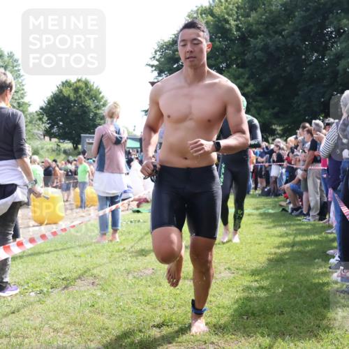 16.06.2024 - 26. Vierlanden-Triathlon Lena Gebhardt http://msf.ph/oto/6317890 16.06.2024 10:56:28 Schwimmen 250, 256, 274, 282, 301, 314, 353, 250, 256, 274, 282, 301, 314, 353 meine-sportfotos.de