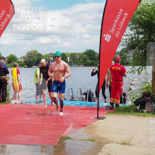 16.06.2024 - 7 Türme Triathlon KatJ http://msf.ph/oto/6317911 16.06.2024 11:54:41 Schwimmen 310, 311, 318, 321, 342, 364, 383, 388, 394, 446, 461, 484, 490, 501, 524, 528, 533, 543, 547, 585, 607, 610 meine-sportfotos.de