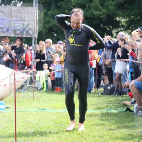 16.06.2024 - 26. Vierlanden-Triathlon Lena Gebhardt http://msf.ph/oto/6317920 16.06.2024 10:56:31 Schwimmen 250, 256, 274, 282, 353, 250, 256, 274, 282, 353 meine-sportfotos.de